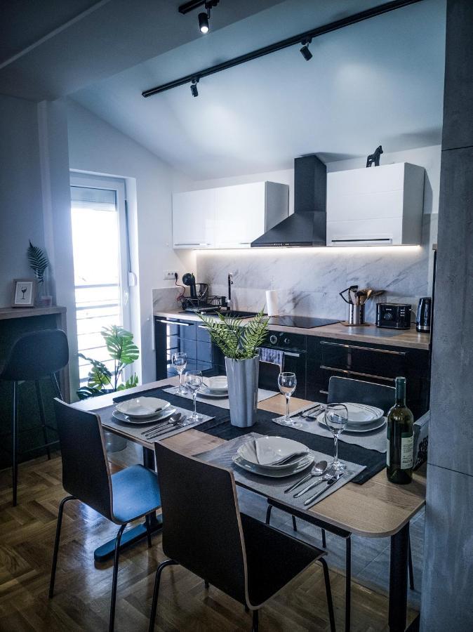 Raw Industrial City Apartment Subotica Exterior foto